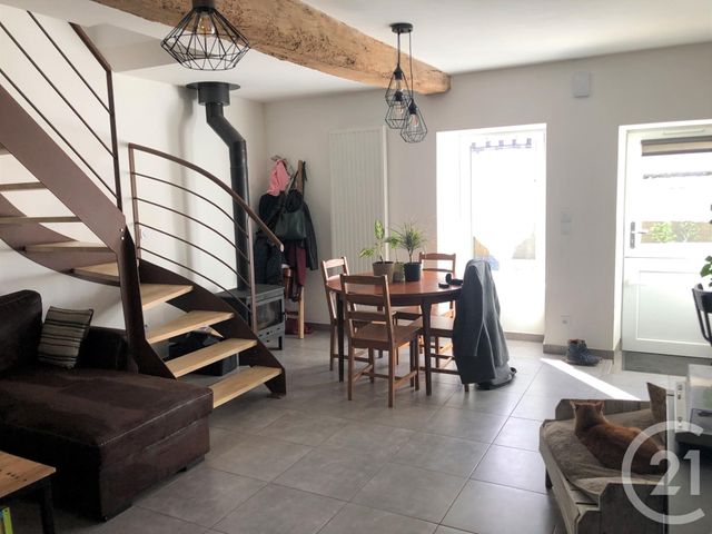 maison à louer - 3 pièces - 69.0 m2 - CHOLET - 49 - PAYS-DE-LOIRE - Century 21 Les Arcades maison à louer - 3 pièces - 69.0 m2 - CHOLET - 49 - PAYS-DE-LOIRE - Century 21 Les Arcades