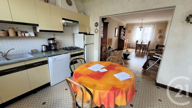 maison à vendre - 5 pièces - 95.0 m2 - CHOLET - 49 - PAYS-DE-LOIRE - Century 21 Les Arcades maison à vendre - 5 pièces - 95.0 m2 - CHOLET - 49 - PAYS-DE-LOIRE - Century 21 Les Arcades