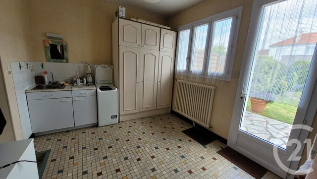 maison à vendre - 5 pièces - 95.0 m2 - CHOLET - 49 - PAYS-DE-LOIRE - Century 21 Les Arcades maison à vendre - 5 pièces - 95.0 m2 - CHOLET - 49 - PAYS-DE-LOIRE - Century 21 Les Arcades