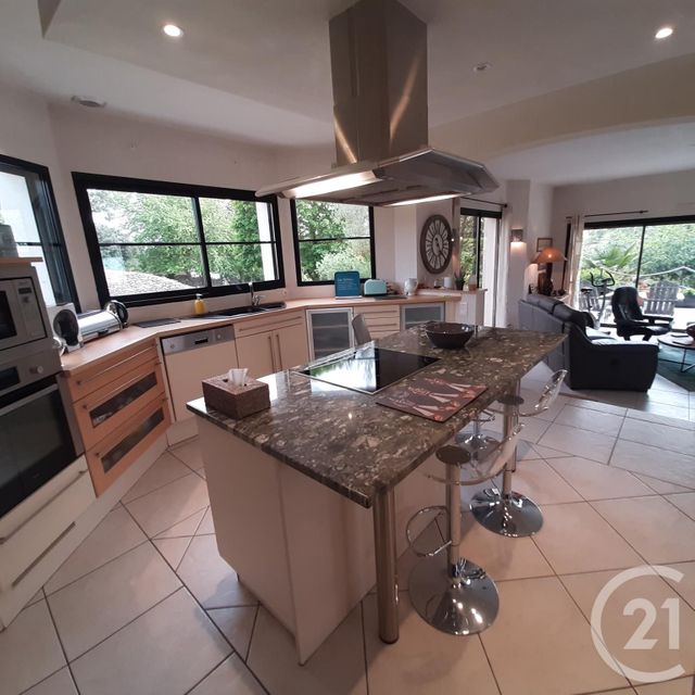 maison à vendre - 5 pièces - 164.3 m2 - MORTAGNE SUR SEVRE - 85 - PAYS-DE-LOIRE - Century 21 Les Arcades maison à vendre - 5 pièces - 164.3 m2 - MORTAGNE SUR SEVRE - 85 - PAYS-DE-LOIRE - Century 21 Les Arcades