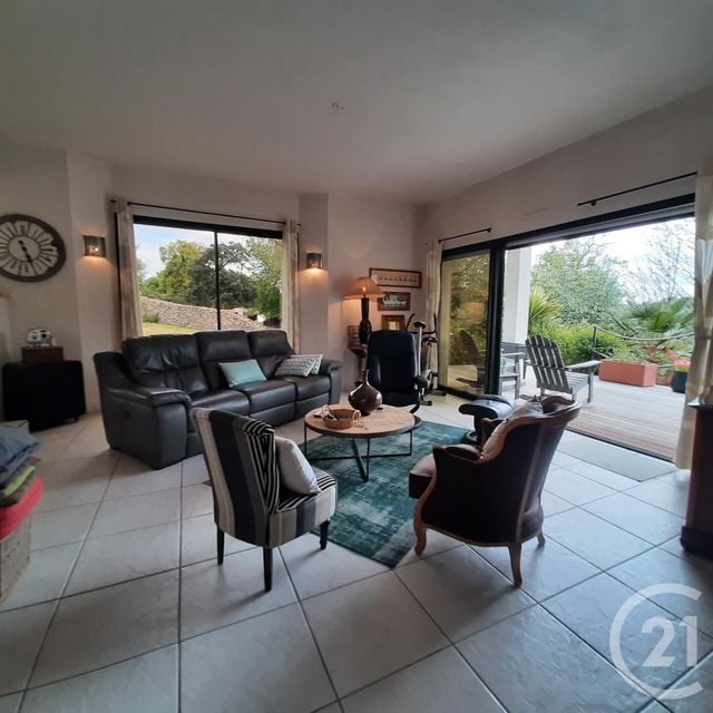 maison à vendre - 5 pièces - 164.3 m2 - MORTAGNE SUR SEVRE - 85 - PAYS-DE-LOIRE - Century 21 Les Arcades maison à vendre - 5 pièces - 164.3 m2 - MORTAGNE SUR SEVRE - 85 - PAYS-DE-LOIRE - Century 21 Les Arcades