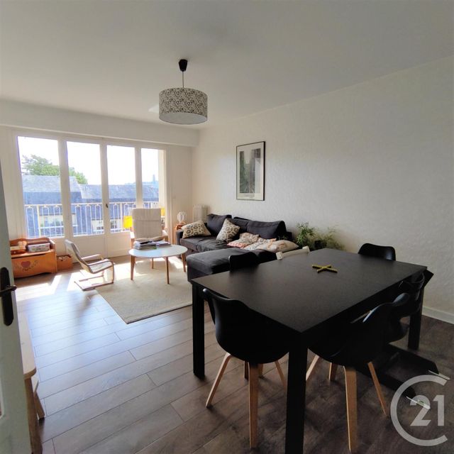 Afficher la photo en grand Appartement F5 à vendre - 5 pièces - 103.0 m2 - CHOLET - 49 - PAYS-DE-LOIRE - Century 21 Les Arcades