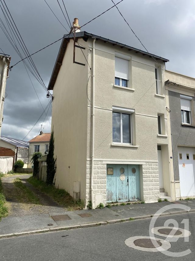 Afficher la photo en grand maison à vendre - 4 pièces - 47.44 m2 - CHOLET - 49 - PAYS-DE-LOIRE - Century 21 Les Arcades