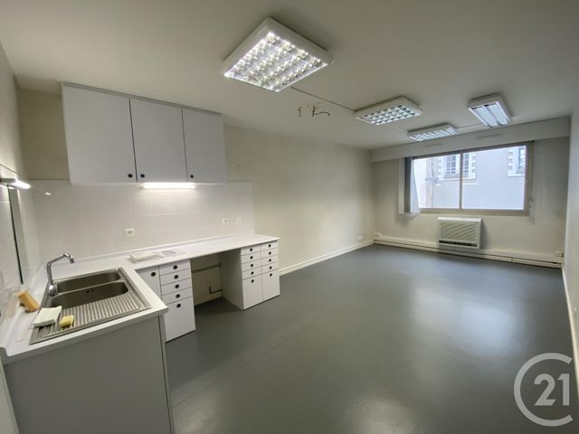 Appartement T5 à vendre - 5 pièces - 147.8 m2 - CHOLET - 49 - PAYS-DE-LOIRE - Century 21 Les Arcades