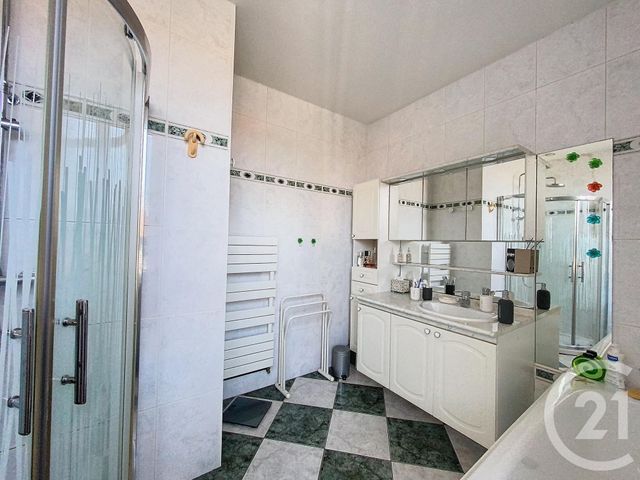 Afficher la photo en grand maison à vendre - 6 pièces - 146.48 m2 - CHOLET - 49 - PAYS-DE-LOIRE - Century 21 Les Arcades