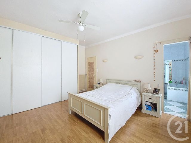 Afficher la photo en grand maison à vendre - 6 pièces - 146.48 m2 - CHOLET - 49 - PAYS-DE-LOIRE - Century 21 Les Arcades