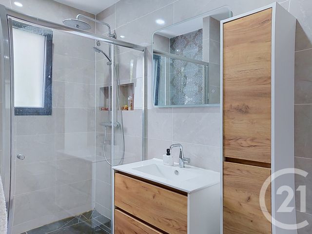 maison à vendre - 7 pièces - 130.0 m2 - CHOLET - 49 - PAYS-DE-LOIRE - Century 21 Les Arcades