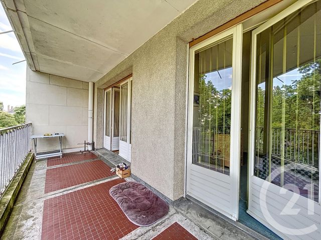 Appartement T2 à vendre - 2 pièces - 52.0 m2 - CHOLET - 49 - PAYS-DE-LOIRE - Century 21 Les Arcades