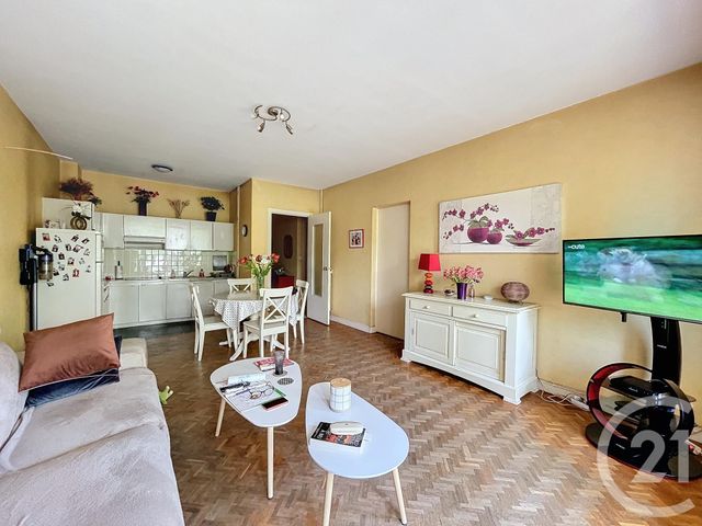 Appartement T2 à vendre - 2 pièces - 52.0 m2 - CHOLET - 49 - PAYS-DE-LOIRE - Century 21 Les Arcades