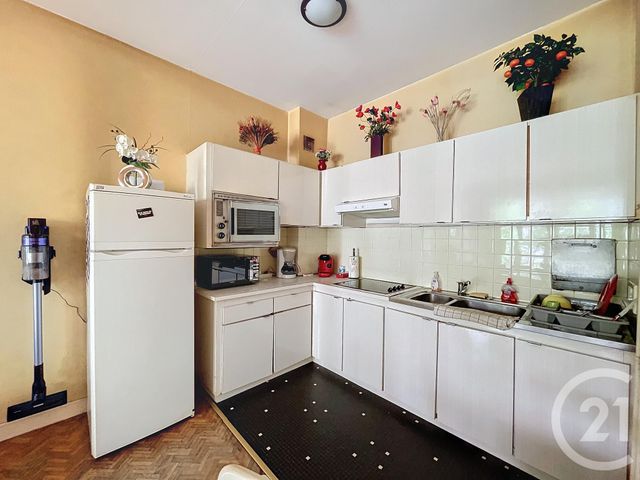 Appartement T2 à vendre - 2 pièces - 52.0 m2 - CHOLET - 49 - PAYS-DE-LOIRE - Century 21 Les Arcades