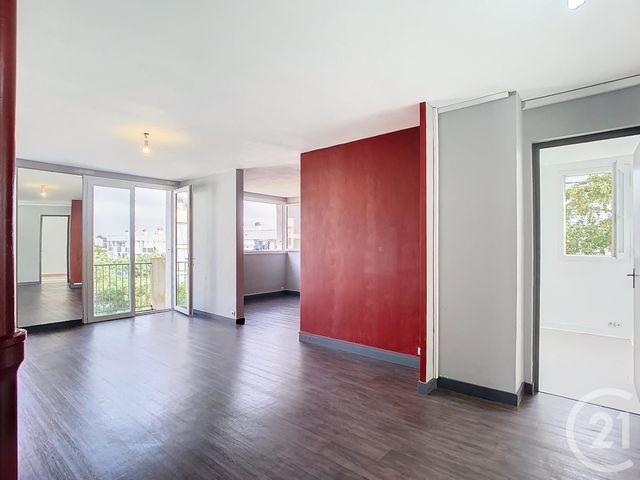 Appartement T4 à vendre - 3 pièces - 67.3 m2 - CHOLET - 49 - PAYS-DE-LOIRE - Century 21 Les Arcades