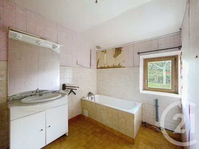 maison à vendre - 5 pièces - 160.0 m2 - GENNETON - 79 - POITOU-CHARENTES - Century 21 Les Arcades