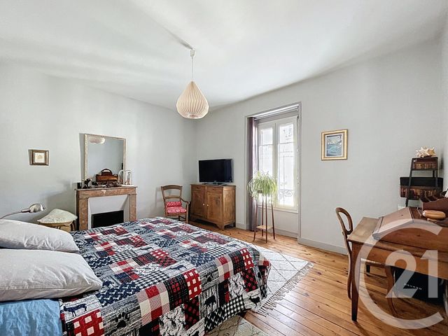 Afficher la photo en grand maison à vendre - 7 pièces - 137.0 m2 - CHOLET - 49 - PAYS-DE-LOIRE - Century 21 Les Arcades