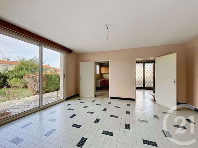 maison à vendre - 7 pièces - 105.0 m2 - CHOLET - 49 - PAYS-DE-LOIRE - Century 21 Les Arcades