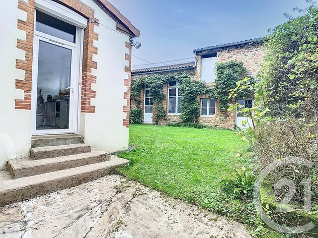 maison à vendre - 8 pièces - 236.44 m2 - CHOLET - 49 - PAYS-DE-LOIRE - Century 21 Les Arcades