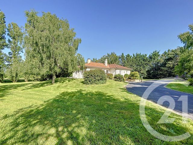 maison à vendre - 7 pièces - 124.08 m2 - YZERNAY - 49 - PAYS-DE-LOIRE - Century 21 Les Arcades