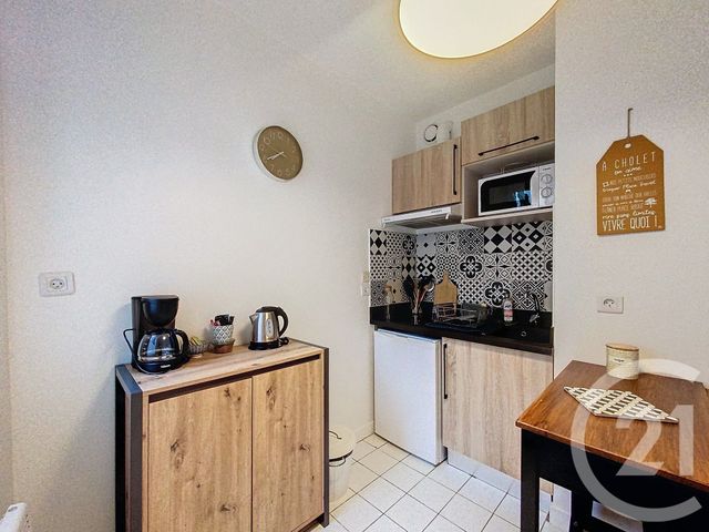 Appartement Studio à louer - 1 pièce - 31.02 m2 - CHOLET - 49 - PAYS-DE-LOIRE - Century 21 Les Arcades