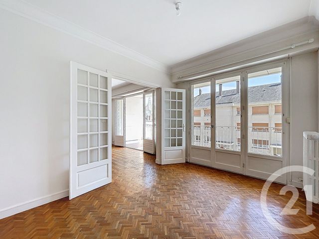 Appartement T4 à vendre - 5 pièces - 115.0 m2 - CHOLET - 49 - PAYS-DE-LOIRE - Century 21 Les Arcades