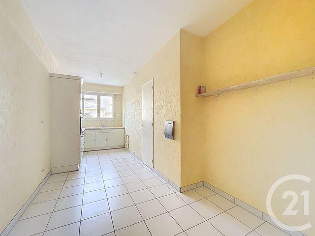 Appartement T4 à vendre - 5 pièces - 115.0 m2 - CHOLET - 49 - PAYS-DE-LOIRE - Century 21 Les Arcades