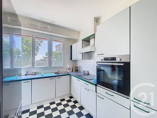 Appartement T4 à vendre - 4 pièces - 101.0 m2 - CHOLET - 49 - PAYS-DE-LOIRE - Century 21 Les Arcades