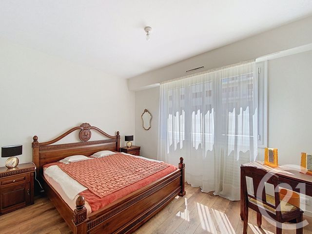 Appartement T4 à vendre - 4 pièces - 101.0 m2 - CHOLET - 49 - PAYS-DE-LOIRE - Century 21 Les Arcades