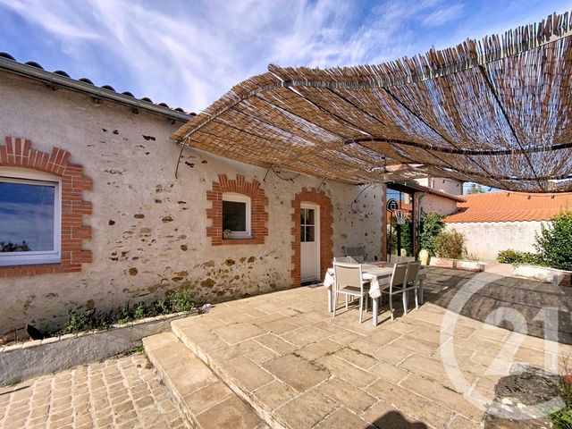 maison à vendre - 7 pièces - 210.0 m2 - CHOLET - 49 - PAYS-DE-LOIRE - Century 21 Les Arcades