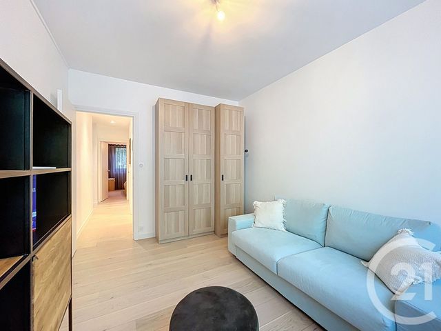 Afficher la photo en grand Appartement F4 à vendre - 5 pièces - 106.0 m2 - CHOLET - 49 - PAYS-DE-LOIRE - Century 21 Les Arcades