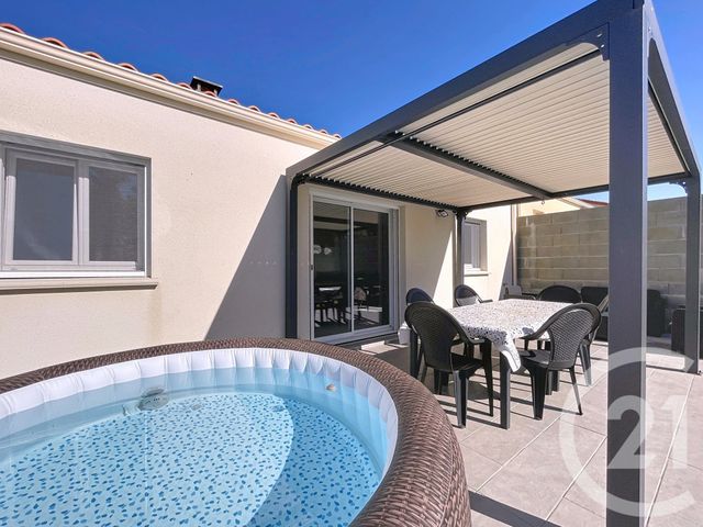 maison à vendre - 5 pièces - 82.0 m2 - ST PIERRE DES ECHAUBROGNES - 79 - POITOU-CHARENTES - Century 21 Les Arcades