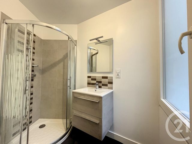 maison à louer - 6 pièces - 130.0 m2 - CHOLET - 49 - PAYS-DE-LOIRE - Century 21 Les Arcades