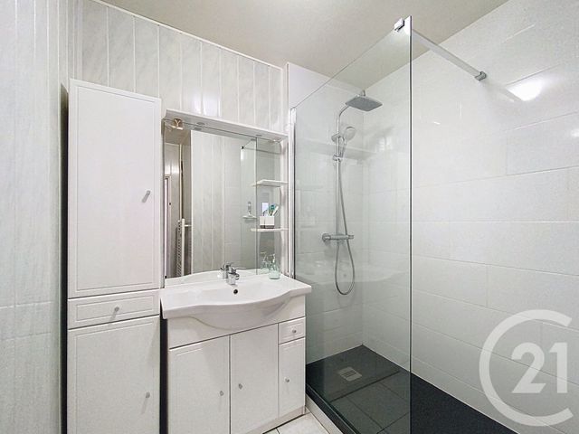 Appartement T4 à vendre - 4 pièces - 73.23 m2 - CHOLET - 49 - PAYS-DE-LOIRE - Century 21 Les Arcades