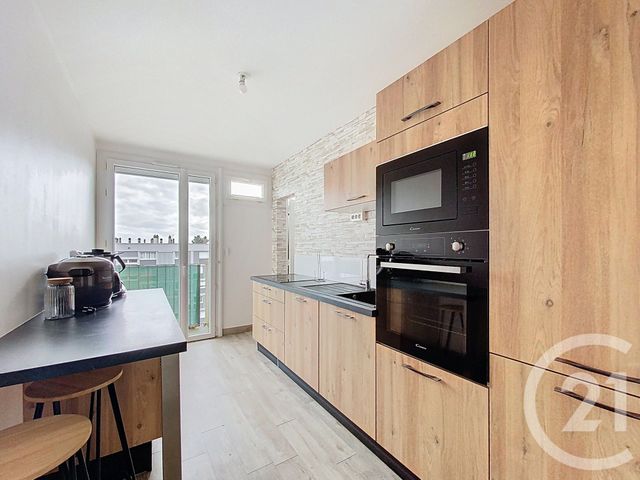 Appartement T4 à vendre - 4 pièces - 73.23 m2 - CHOLET - 49 - PAYS-DE-LOIRE - Century 21 Les Arcades