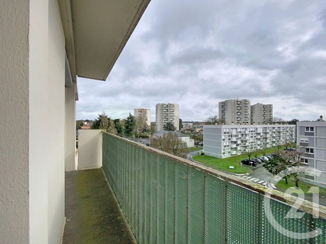 Appartement T4 à vendre - 4 pièces - 73.23 m2 - CHOLET - 49 - PAYS-DE-LOIRE - Century 21 Les Arcades