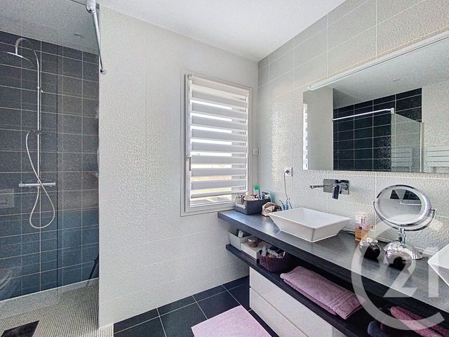 maison à vendre - 6 pièces - 164.0 m2 - LA SEGUINIERE - 49 - PAYS-DE-LOIRE - Century 21 Les Arcades