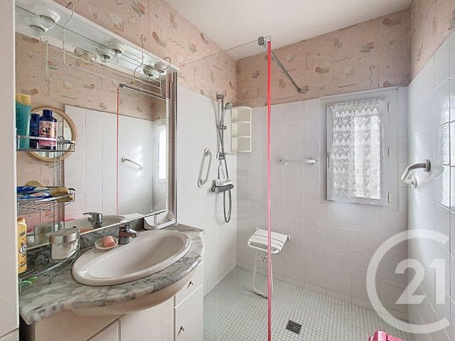 maison à vendre - 6 pièces - 105.0 m2 - CHOLET - 49 - PAYS-DE-LOIRE - Century 21 Les Arcades