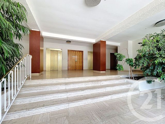 Appartement T2 à louer - 2 pièces - 52.0 m2 - CHOLET - 49 - PAYS-DE-LOIRE - Century 21 Les Arcades