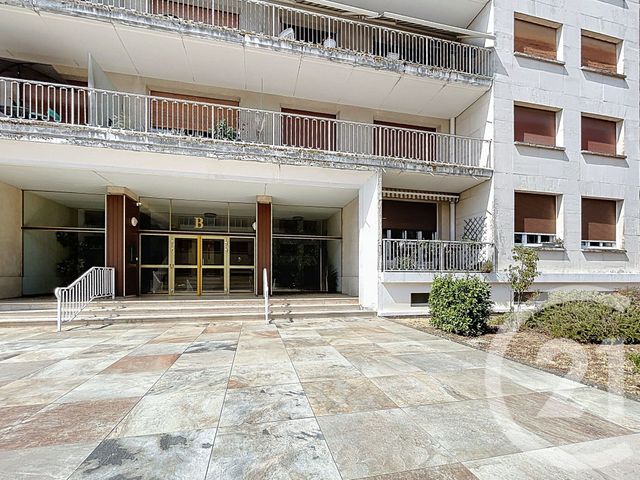 Appartement T2 à louer - 2 pièces - 52.0 m2 - CHOLET - 49 - PAYS-DE-LOIRE - Century 21 Les Arcades