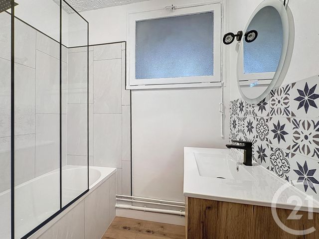 Appartement T4 à louer - 4 pièces - 69.0 m2 - CHOLET - 49 - PAYS-DE-LOIRE - Century 21 Les Arcades