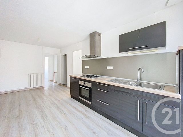 Appartement T2 à louer - 2 pièces - 50.48 m2 - LE MAY SUR EVRE - 49 - PAYS-DE-LOIRE - Century 21 Les Arcades
