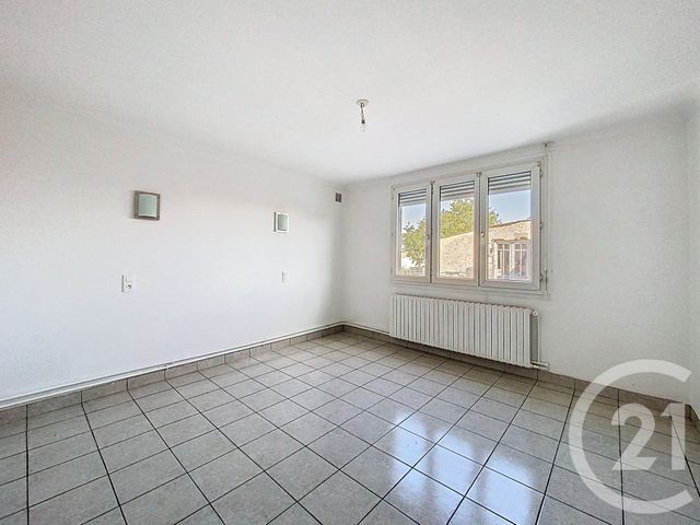 Appartement T2 à louer - 2 pièces - 50.48 m2 - LE MAY SUR EVRE - 49 - PAYS-DE-LOIRE - Century 21 Les Arcades