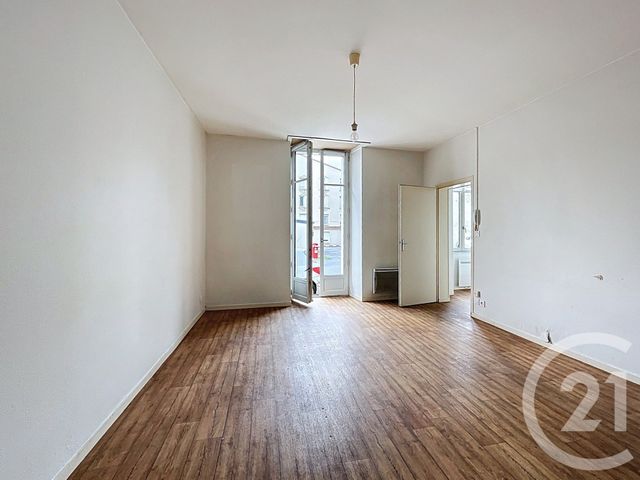 Appartement Studio à vendre - 1 pièce - 30.6 m2 - CHOLET - 49 - PAYS-DE-LOIRE - Century 21 Les Arcades