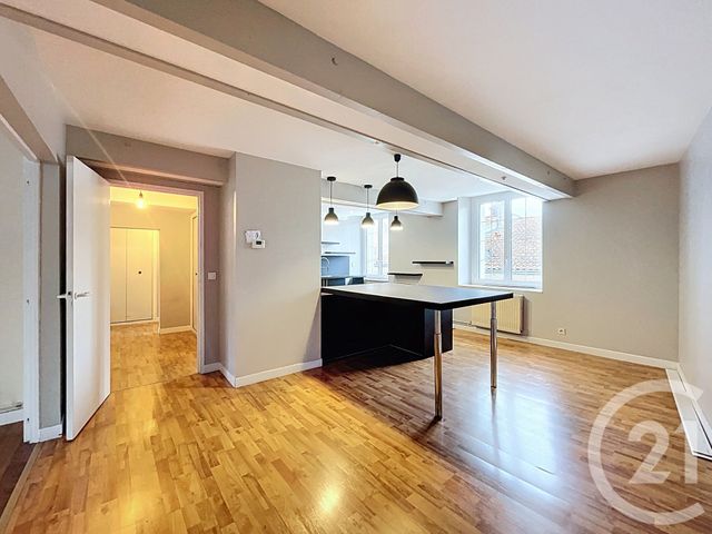 Afficher la photo en grand Appartement T4 à vendre - 4 pièces - 99.77 m2 - CHOLET - 49 - PAYS-DE-LOIRE - Century 21 Les Arcades