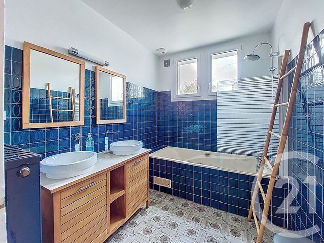 maison à vendre - 9 pièces - 191.0 m2 - CHOLET - 49 - PAYS-DE-LOIRE - Century 21 Les Arcades