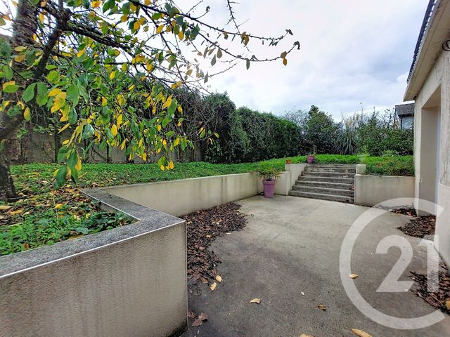 maison à vendre - 9 pièces - 191.0 m2 - CHOLET - 49 - PAYS-DE-LOIRE - Century 21 Les Arcades