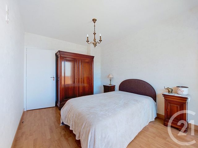 Appartement T3 à vendre - 3 pièces - 74.56 m2 - CHOLET - 49 - PAYS-DE-LOIRE - Century 21 Les Arcades