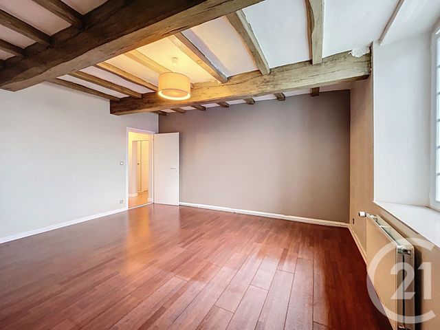 Appartement T4 à vendre - 4 pièces - 99.77 m2 - CHOLET - 49 - PAYS-DE-LOIRE - Century 21 Les Arcades