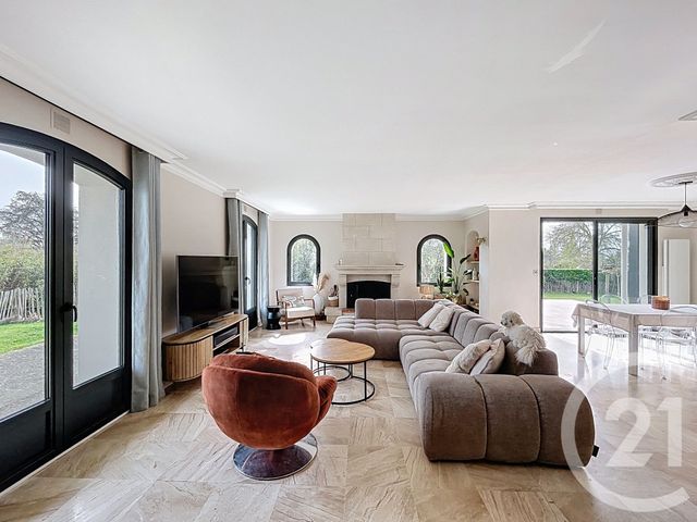 maison à vendre - 6 pièces - 155.0 m2 - CHEMILLE EN ANJOU - 49 - PAYS-DE-LOIRE - Century 21 Les Arcades