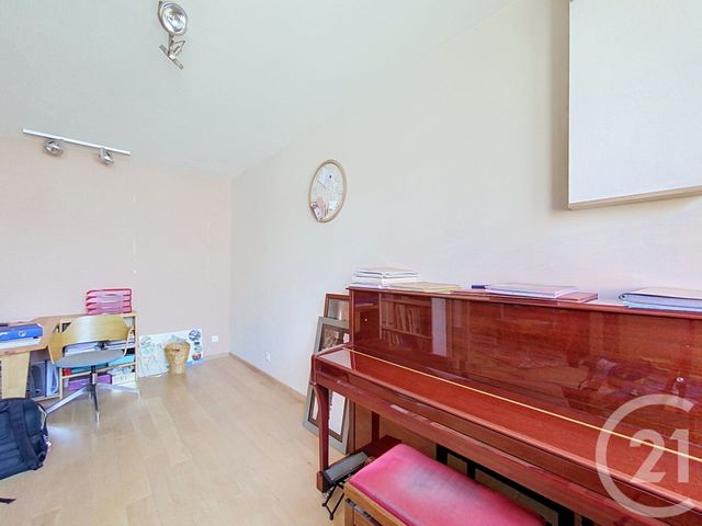 maison à vendre - 6 pièces - 166.0 m2 - CHOLET - 49 - PAYS-DE-LOIRE - Century 21 Les Arcades