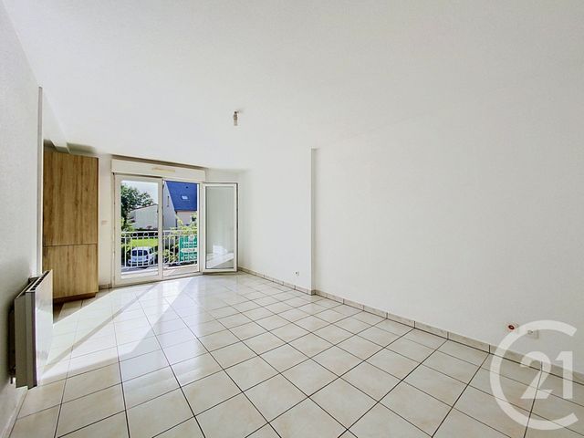 Appartement F2 à louer - 2 pièces - 48.27 m2 - BEAUPREAU EN MAUGES - 49 - PAYS-DE-LOIRE - Century 21 Les Arcades