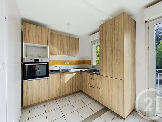 Appartement F2 à louer - 2 pièces - 48.27 m2 - BEAUPREAU EN MAUGES - 49 - PAYS-DE-LOIRE - Century 21 Les Arcades