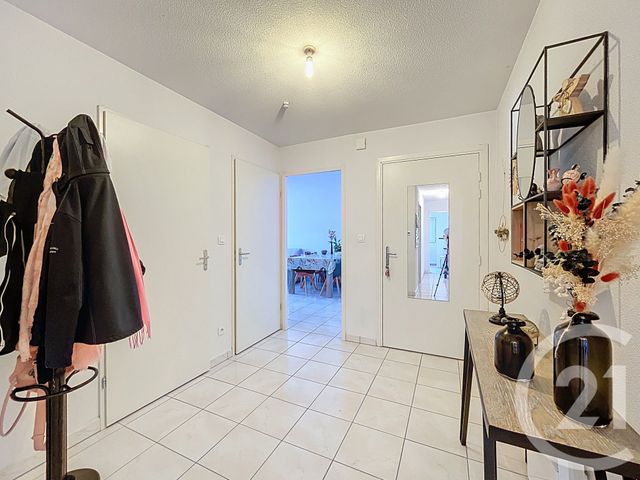 Appartement T3 à vendre - 3 pièces - 68.0 m2 - BEAUPREAU EN MAUGES - 49 - PAYS-DE-LOIRE - Century 21 Les Arcades